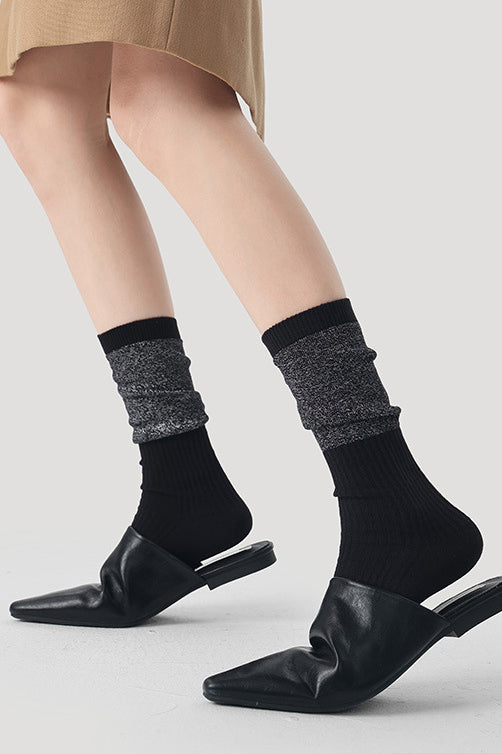 Sleek Textured Ankle Socks